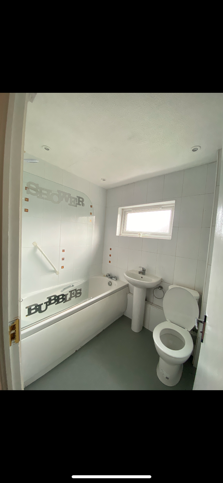 Bathroom refurbishment project in Warrington - B4
