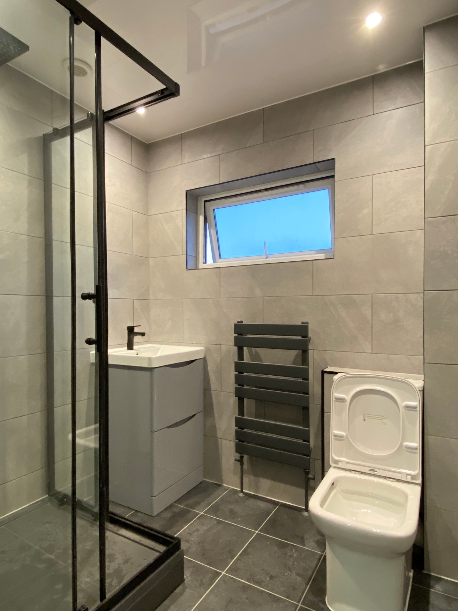 Bathroom refurbishment project in Warrington - B2